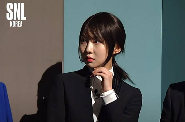 ‘SNL코리아 시즌2’에서 김건희 여사를 흉내 낸 주현영의 모습.