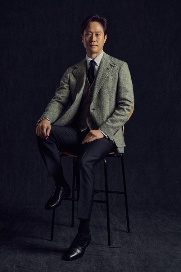 정우는 오는 12일 첫 방송되는 tvN 새 월화드라마 '멘탈코치 제갈길'로 안방극장을 찾는다. /넷플릭스 제공