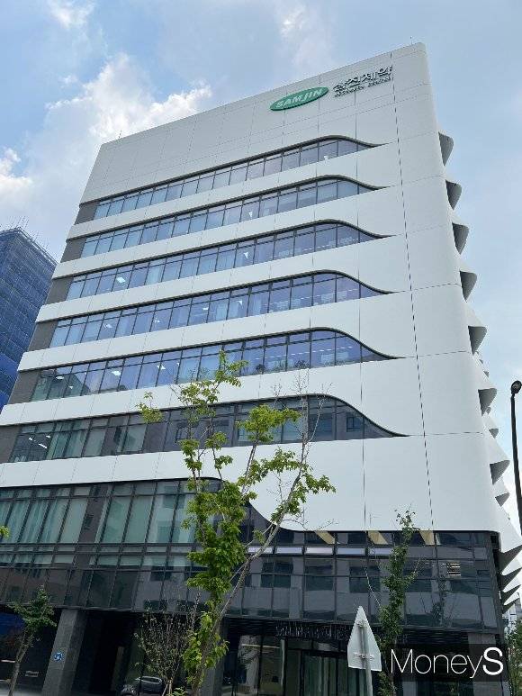 삼진제약이 아리바이오와 자사주를 교환하는 동맹전선을 구축했다. 사진은 삼진제약 마곡 연구센터/사진=김윤섭 기자