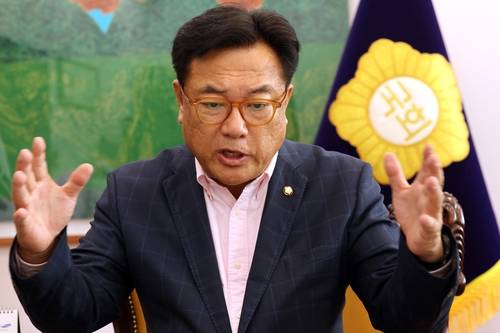 국민의힘 정진석 비대위원장 연합뉴스 인터뷰 (서울=연합뉴스) 백승렬 기자 = 국민의힘 정진석 비상대책위원장이 국회에서 연합뉴스와 인터뷰를 하고 있다.
srbaek@yna.co.kr
(끝)