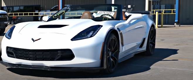 아랍에미리트(UAE) 두바이의 슈퍼카 경매 사이트에 올라온 쉐보레의 고성능 슈퍼카 ' 쉐비 콜벳'(Chevy Corvette) /사진=경매사이트 'Copart UAE' 유투브 영상 갈무리