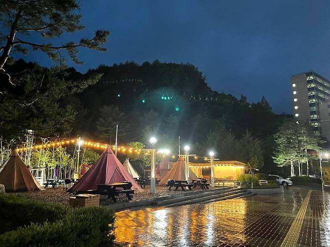 한화리조트 평창 텐트형 바비큐장(한화리조트 제공)