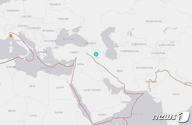 미국지질조사국(USGS)는 5일(현지시간) 이란 북서부 아제르바이잔 코위 마을 인근에서 규모 5.7 지진이 발생했다고 발표했다. 2022.10.05/뉴스1(USGS 갈무리)