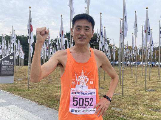 2022 천안유관순평화마라톤대회 5km 남자 부분 우승자 이지원 씨. 사진=박하늘 기자