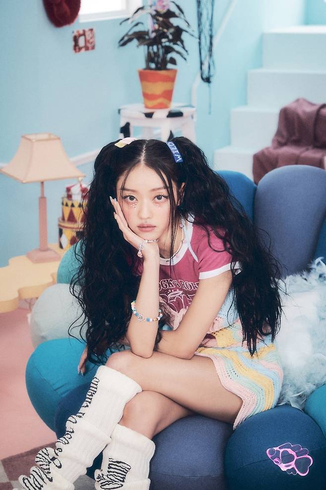 유아 미니 2집 콘셉트 포토가 공개됐다.사진=더블유엠엔터테인먼트 제공