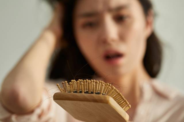 날이 추워지면 탈모가 갑지가 생기거나 악화할 수 있다. /게티이미지뱅크