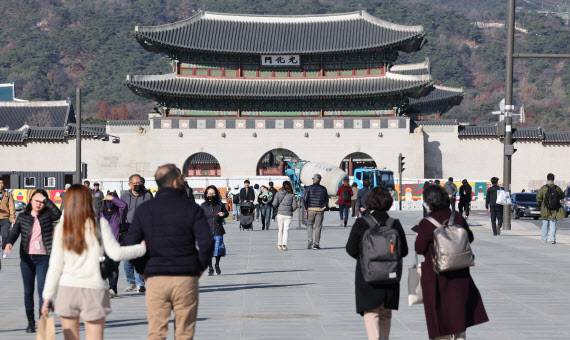 2022 카타르 월드컵 한국의 첫 경기를 하루 앞둔 23일 오후 거리응원이 펼쳐질 서울 광화문광장.(사진=연합뉴스)