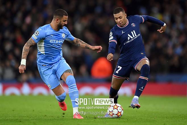 ▲ 맨체스터 유나이티드의 전설적인 수비수들은 킬리안 음바페(프랑스)를 막을 유일한 선수로 카일 워커(잉글랜드)를 꼽았다.