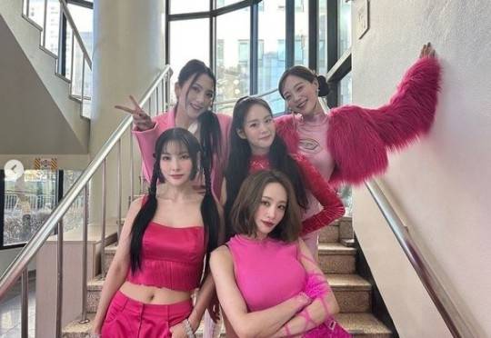 카라. 사진|한승연 인스타그램