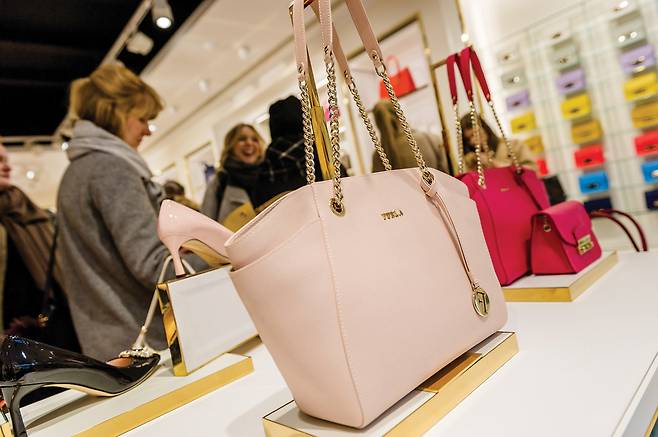 사진 : 맥아더글렌 디자이너 아웃렛 판도로프(McArthurGlen Designer Outlet Parndorf)