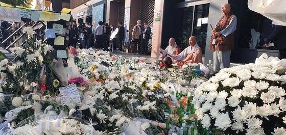 이태원 압사 사고 의생자 추모 현장. 중앙포토