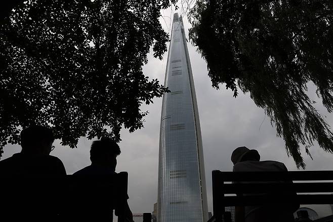 서울 송파구 롯데월드타워.ⓒ연합뉴스