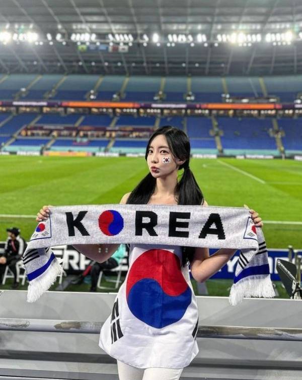 'minsniluv' 인스타그램