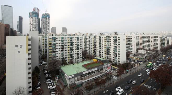 서울 시내 재건축 아파트 모습. /뉴스1