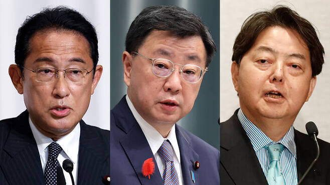 (왼쪽부터) 일본의 기시다 후미오 총리, 마쓰노 히로카즈 관방장관, 하야시 요시마사 외무상 (사진=게티이미지코리아)