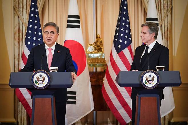 Foreign Minister Park Jin (left) speaks during a press briefing following talks with US Secretary of State Antony Blinken at the State Department on Friday. (Ministry of Foreign Affairs)