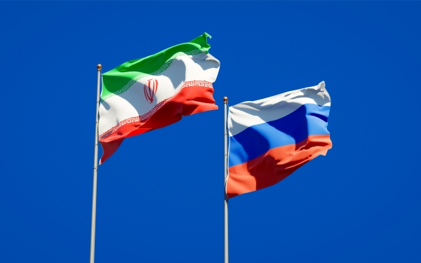 이란과 러시아 국기 123rf.com