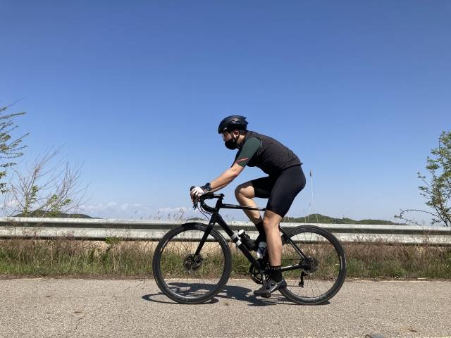 사고 전 박찬종씨가 자전거를 타는 모습. 그는 "2013년부터 꾸준히 취미로 자전거를 타왔다"며 "많이 탈 때는 1년에 1만㎞ 정도를 탔다"고 말했다. 사진 본인 제공
