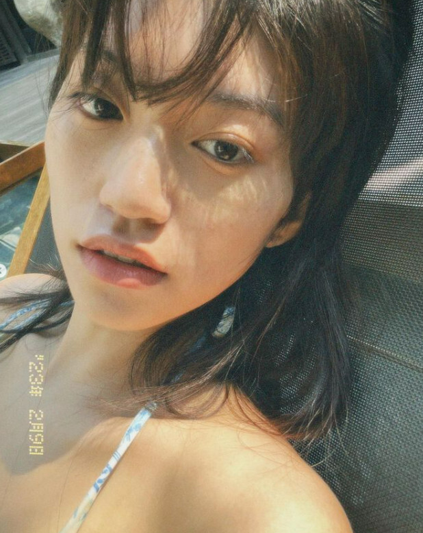 Kim Do-yeon, a member of the group WikiMiki, boasted a refreshing visual.Kim Do-yeon posted a photo on his personal SNS on February 13 with an article entitled Practice kicking with moms hand.In the photo, Kim Do-yeon is enjoying a leisurely swim away from the resort.Kim Do-yeon, wearing a swimsuit in a foreign country, is leaving a self-expression with a slightly tired look, and a big eyeball on a long straight reminds me of actor Jun Ji-hyun.Kim Do-yeon also appeared in the drama Jirisan, which lasted 2021, as Jun Ji-hyun.Kim Do-yeons recent fans responded to Its so beautiful, I thought it was a real Jun Ji-hyun, and The picture looks like a picture.On the other hand, Kim Do-yeon debuted in 2016 with Io Ai Minis 1st album Chrysalis and is currently a member of WikiMiki. WikiMiki released its fifth mini album I AM ME last November.
