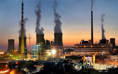 중국 안후이성 화이베이 석탄화력발전소 [EPA 연합뉴스 자료사진. 재판매 및 DB 금지]
