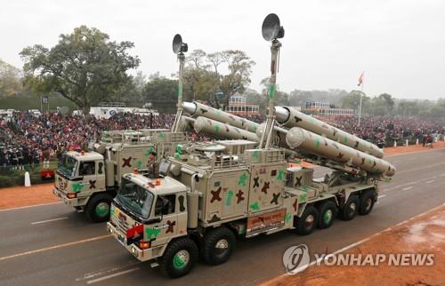 인도군의 브라모스 미사일 발사 시스템. [로이터 연합뉴스 자료사진. 재판매 및 DB 금지]