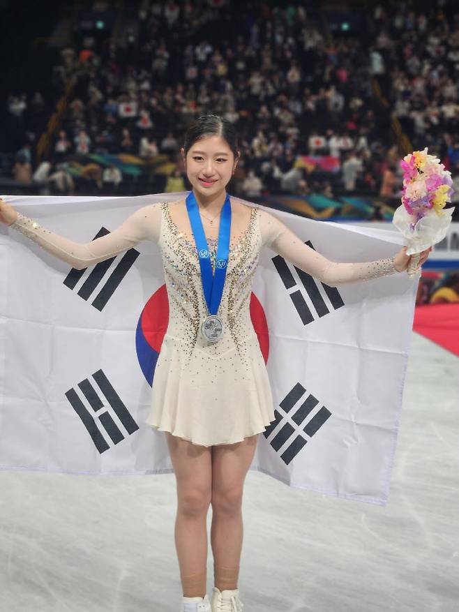 김연아 이후 10년 만에 한국 피겨스케이팅 여자 싱글에서 세계선수권대회 시상대에 오른 이해인. 사진=올댓스포츠