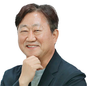 이영완 조선비즈 과학전문기자현 KAIST 문술미래전략대학원 겸직교수, 전 한국과학기자협회 회장