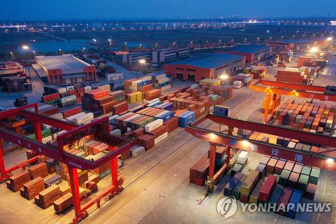 중국 장쑤성 항구 [AFP 연합뉴스 자료사진. 재판매 및 DB 금지]