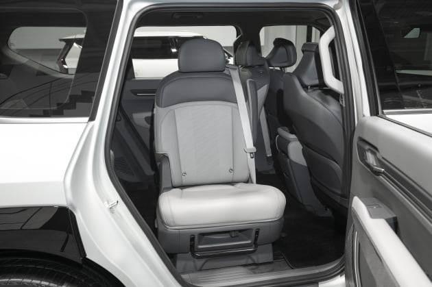 기아는 15일 국내 첫 대형 전기 SUV 'EV9'의 실물 모습을 공개했다. 기아 제공.