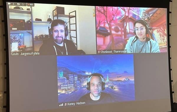 - 가빈 저건즈 피어리, 촌라왓 탐마완, 케니 허드슨