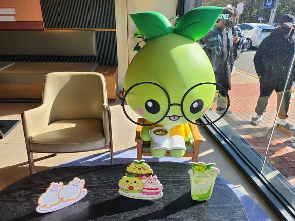 - 똑똑코코도 전시되어 있다구