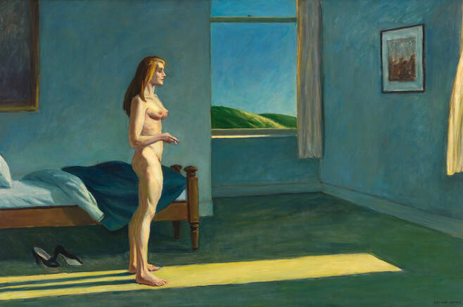 ‘햇빛 속의 여인’(1961). 호퍼가 그의 뮤즈이자 아내였던 조세핀 니비슨 호퍼(1883~1968)을 그린 작품. 보이지 않는 창밖에서 불어오는 바람과 빛에 노출된 여성의 모습을 그렸다.