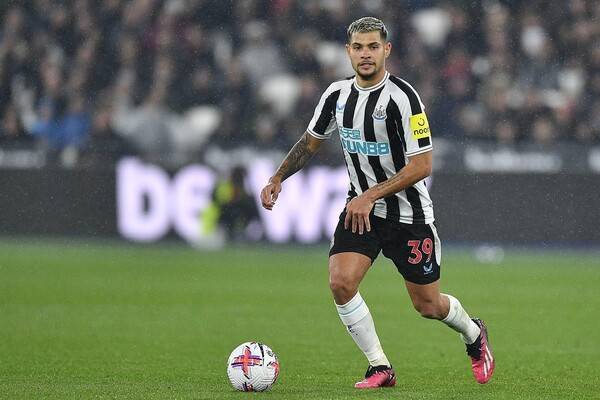 승리를 거둔 뉴캐슬 유나이티드.