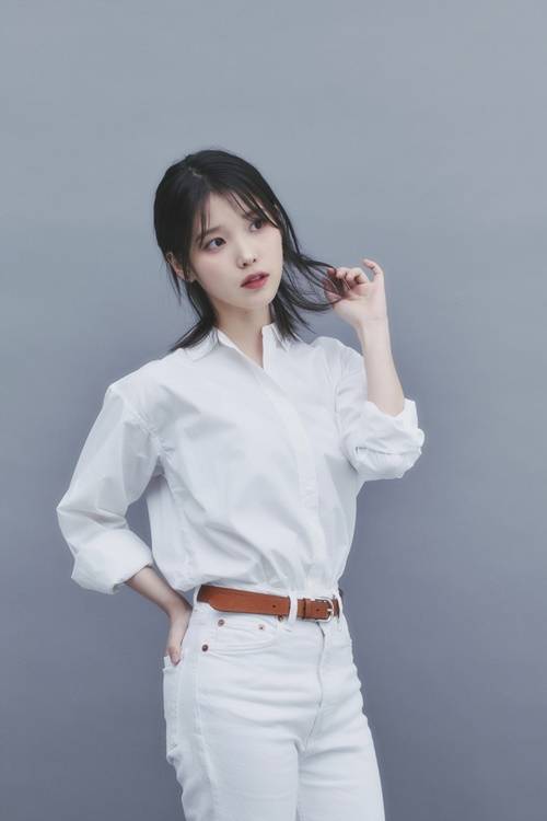 아이유 ♥이종석 사진=EDAM엔터테인먼트