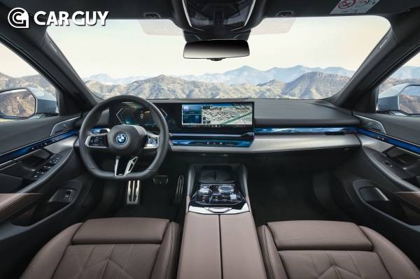 BMW 뉴 5시리즈 실내