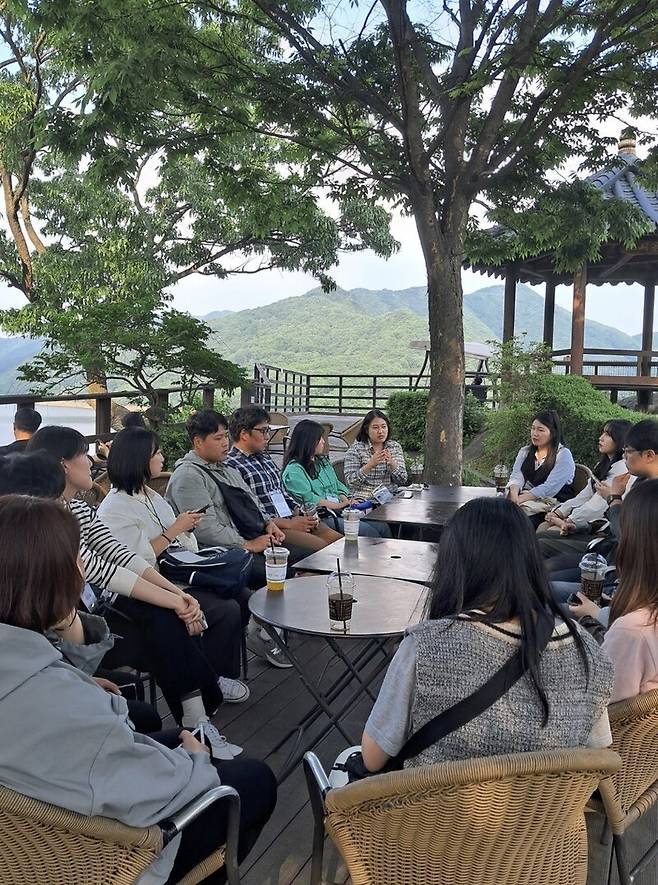 ▲ 5월13일 대전에서 진행된 바른지역언론연대 2030 언론인 모임 현장. 사진=바른지역언론연대 제공.