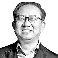 김봉렬 건축가·한국예술종합학교 명예교수