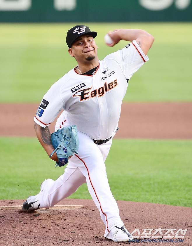 4일 삼성전에 등판한 산체스의 투구 모습. 최문영 기자deer@sportschosun.com