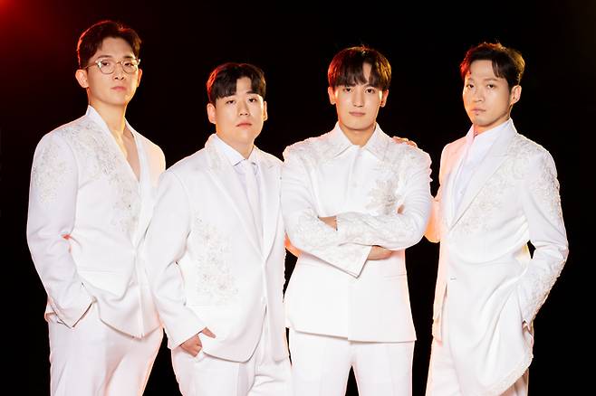 포르테나 단체 사진. JTBC 제공