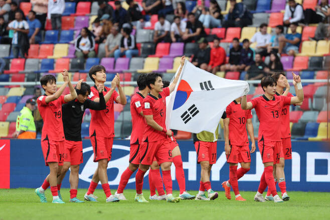 한국 축구의 새로운 기적을 쓴 한국 20세 이하(U-20) 축구대표팀. 사진=연합뉴스