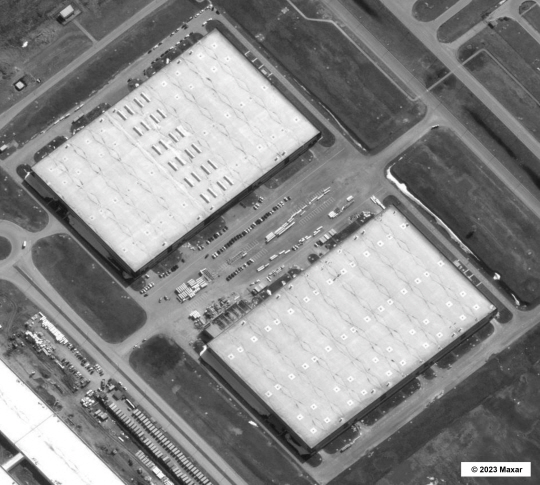미국 백악관이 9일(현지시간) 러시아가 드론 공장 건설을 추진하는 부지라며 공개한 미 위성업체 막사 테크놀로지의 위성 사진. AP·뉴시스