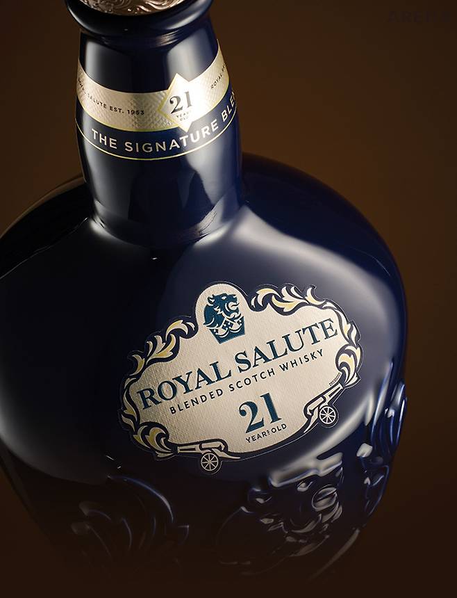 알코올 함량 40% 용량 700mL 가격 20만원대