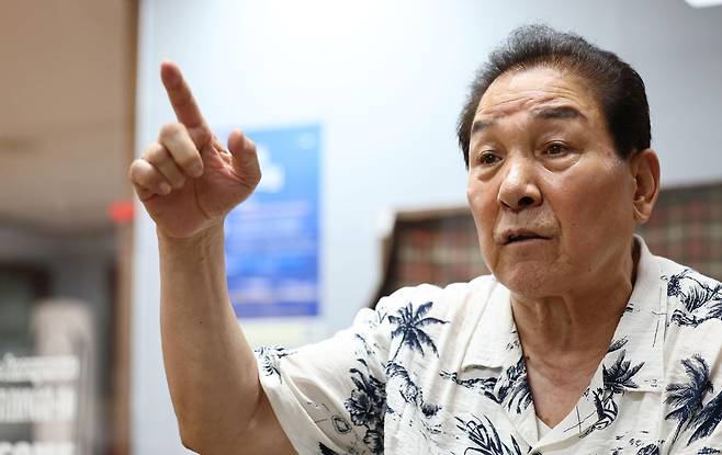 인터뷰하는 임상현 경기도다르크협회장 (남양주=연합뉴스) 김인철 기자 = 임상현 경기도다르크협회장이 경기도의 한 마약(약물)중독 치유 재활센터에서 연합뉴스와 인터뷰를 하고 있다. 2023.7.15
yatoya@yna.co.kr
(끝)