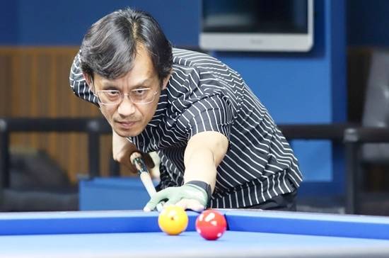 정역근이 ‘경기당구연맹회장배3쿠션챌린지’ 결승에서 허진우를 꺾고 우승했다. 지난 22년 4월 PBA에서 복귀한지 1년3개월만이다. (사진=경기당구연맹)