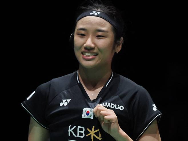 안세영이 30일 열린 BWF 월드투어 슈퍼750 일본오픈에서 우승한 뒤 세리머니를 펼치고 있다.(사진=AFPBBNews)