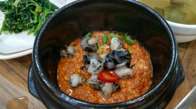 풍차우렁쌈밥의 쌈밥. 네이버 블로그 캡처