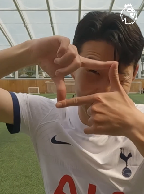 손흥민의 찰칵 셀레브레이션. 사진┃EPL 공식 SNS