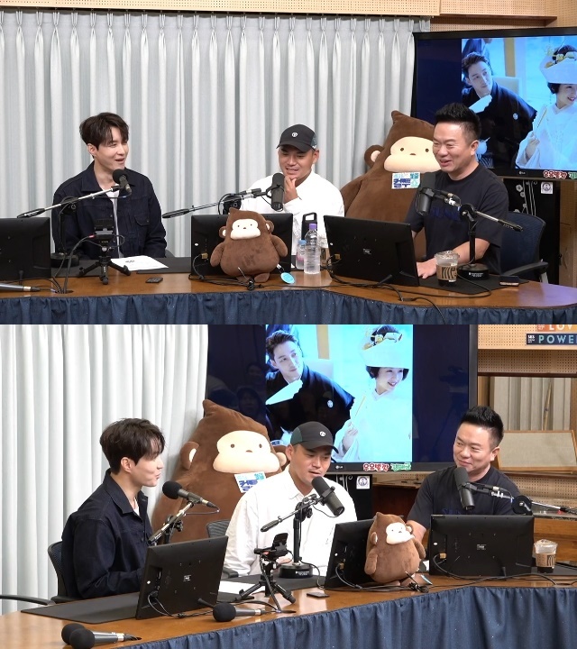 Actor Shim Hyeong-tak made a heartfelt dedication to the Korea Wedding ceremony.Actor Shim Hyeong-tak, who joined the ranks of out-of-stock for the past four years, appeared as a guest in the emergency invitation of SBS Power FM Doosie Escape TV Cultwo Show (hereinafter referred to as TV Cultwo Show) broadcast on August 16.On the same day, Shim Hyeong-tak responded to Kim Tae-kyuns comment, You look so happy. I feel much better now. Yasashi means soft in Japanese. Its not a dirty word, its softer, Shim said.Japan Wedding ceremony was held on July 8th, but Korea Wedding ceremony is on this Sunday, August 20th. Korea Wedding ceremony The Speech did not lie and I lost 7kg now when I weighed on July 8th.Korea Wedding ceremony was totally 7kg because I was in The Speech. I fell 7kg and my wife liked it. He said that Japan Wedding ceremony was paid in full by his father-in-law, saying, Instead, Korea Wedding ceremony is all I do, he said.Shim Hyeong-tak, who was born in 1978, married Unlock Your Heart Riho Sayashi, an 18-year-old Japanese born in 1995.Wedding ceremony will be held in Japan in July and will be held in Korea.Unlock Your Heart Riho Sayashi is an employee of a famous toy company in Japan, and Shim Hyeong-tak is reported to have developed into a lover after visiting Japan.