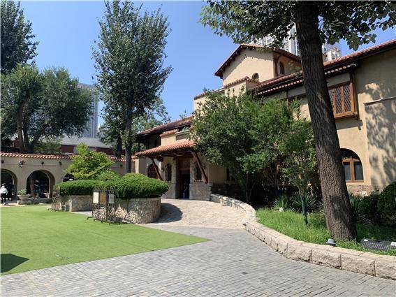 청나라 마지막 황제 푸이가 쯔진청에서 쫓겨나 이곳저곳을 떠돌다 2년여를 머물던 곳이 톈진의 징위안이다. / 사진 = MBN 촬영