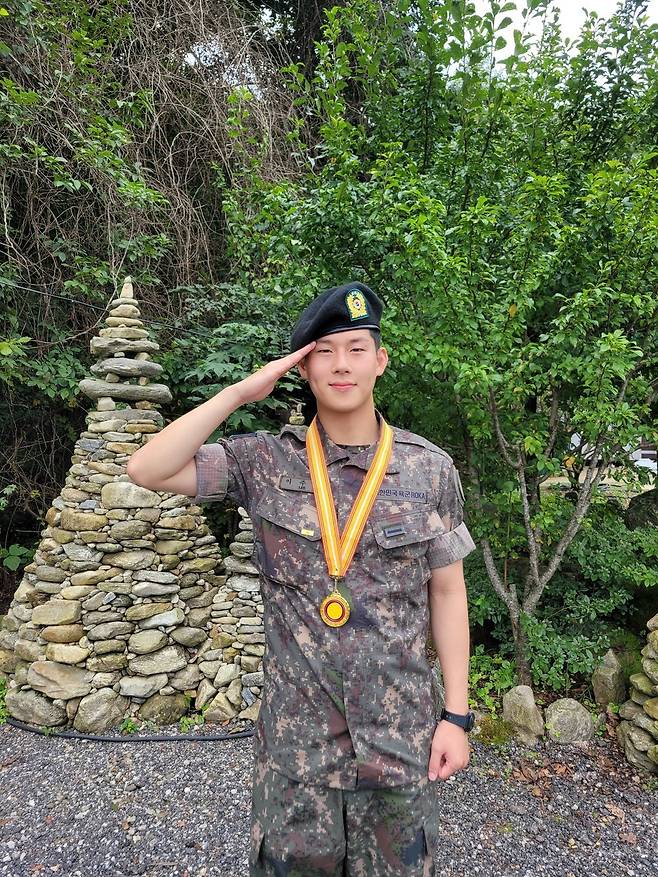 Group Monstarrrrrrrr X member The main contribution (real name The main contribution) completed the completion ceremony as a company commander trainee.On August 30, the official Monstarrrrrrrr X channel operated by Starship Entertainment, a subsidiary of the company, posted a picture with the title 230830 Monstarrrrrrrr X The main contribution 15th Division Victory Unit Recruitment Training Battalion Training Course.The agency said, Graduate completion ceremony for the trainees! Dont worry, Monstarrrrrrrr Xs official fandom name! We will finish the rest of the training in good health.The main contribution was enlisted on July 24 with Army active duty; it is the third enlisted runner within the Monstarrrrrrrr X team.Leader Shownu entered the army in July 2021 and served faithfully as a social worker. He was released in April this year. Minhyuk was enlisted in April Army active duty, and Wait was also enlisted as Army active duty on August 22.IM will be enlisted in the future.The main contribution was updated on August 20th with a hand letter to fans.The main contribution was I was checking the minds of all the Monbebes who checked how they were doing with internet letters and wrote their hand letters.When it was time to take a break, the time to take out one by one and to work and report was very good and powerful. There are some Monbebes who send pictures of the sky, but when I look around here, I can only see the high mountains and the sky. As I said at the fan concert, I imagine Monbes sitting in the theater while watching the sky and looking at the wide mountains.When I think of the parade ground where I am standing as a stage, I feel so good. It feels like I feel the memories and nostalgia of that time. The main contribution is, And when you read the letter, there is a common sentence of the Monbebes.The main contribution is not going to be good there, so Im not worried. Hahaha .. I know Ill do well, but please worry about it. Of course I will, but I just wanted to try it. The main contribution was the trainee of the second company commander before the completion of the training camp.The main contribution is a part that requires great responsibility, so I did my best to cooperate with the motives of the dormitory and all the motives of the trainees. As a Korean soldier, I will do my best as the main contribution of the pride of Monbebe.I love you, my loves Monbebe.Meanwhile, The main contribution debuted in 2015 as a member of Monstarrrrrrrr X.He has proved to be an all-rounder by taking charge of rap, vocals, and productions. He has not only recorded the songs of Monstarrrrrrrr X from the beginning of his debut, but also the title songs GAMBLER (Gambler), Rush Hour, LOVE , Composing and topping the domestic and international music charts.The main contribution is Monstarrrrrrrr Xs 12th mini-album REASON (Reason), which was released in January. It has recorded its highest initial sales volume (first week sales volume of the album), ranked # 1 on the Worldwide iTunes album chart, # 1 on the music video trending world wide, KBS 2TV Music Bank # 1.The main contribution released its first mini album LIGHTS (Light) filled with 6 self-composing songs in May.From the beginning of the rookie to the desire for freedom in the fierce reality, it has brought up the comfort and sympathy of the fans with honest stories from the fans to the promise of the future to be eternal.